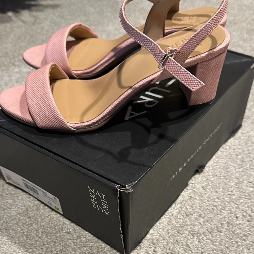 Naturalizer Bristol Sandal - Picture 3 of 3